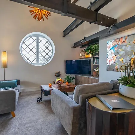 The Penthouse At Quayside Apartment York